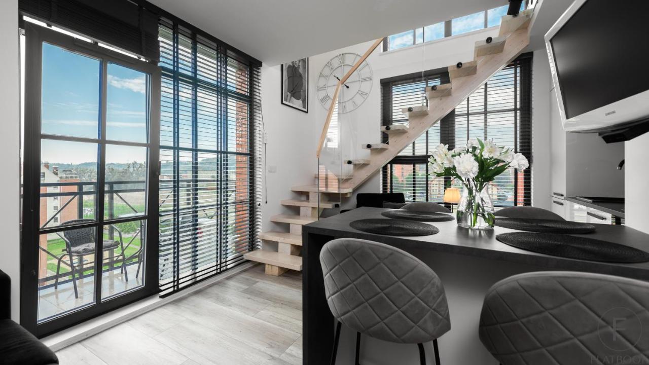 Flatbook - City Center Spa Apartments Dwie Motlawy Danzica Esterno foto